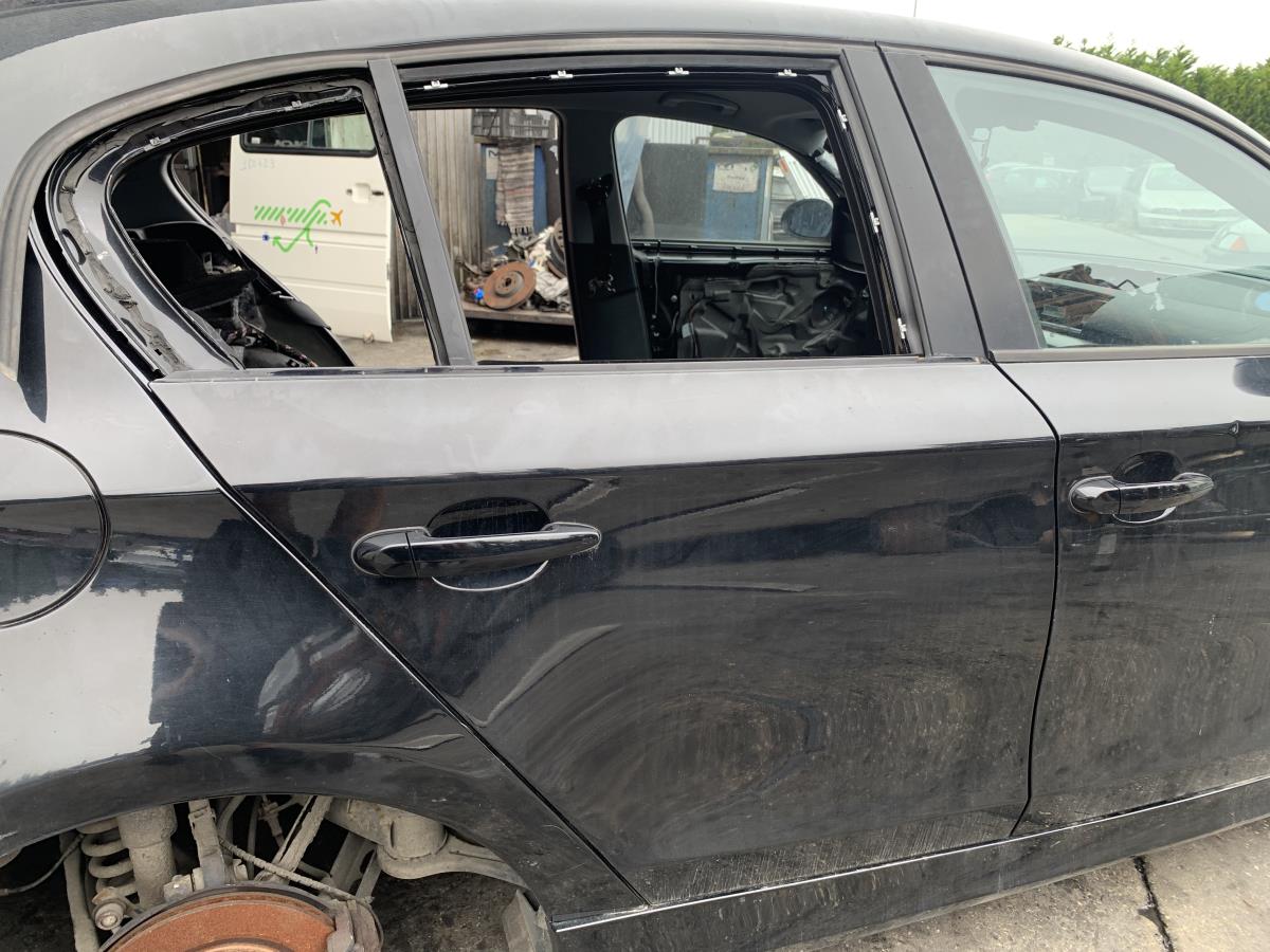 Porta trás direita BMW 1 (E87)