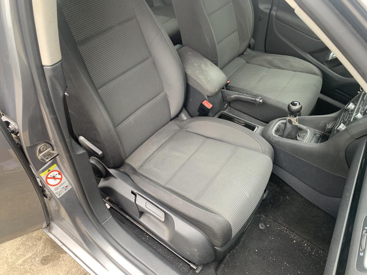 Conjunto de bancos VOLKSWAGEN Golf VI (5K1) Imagem-4