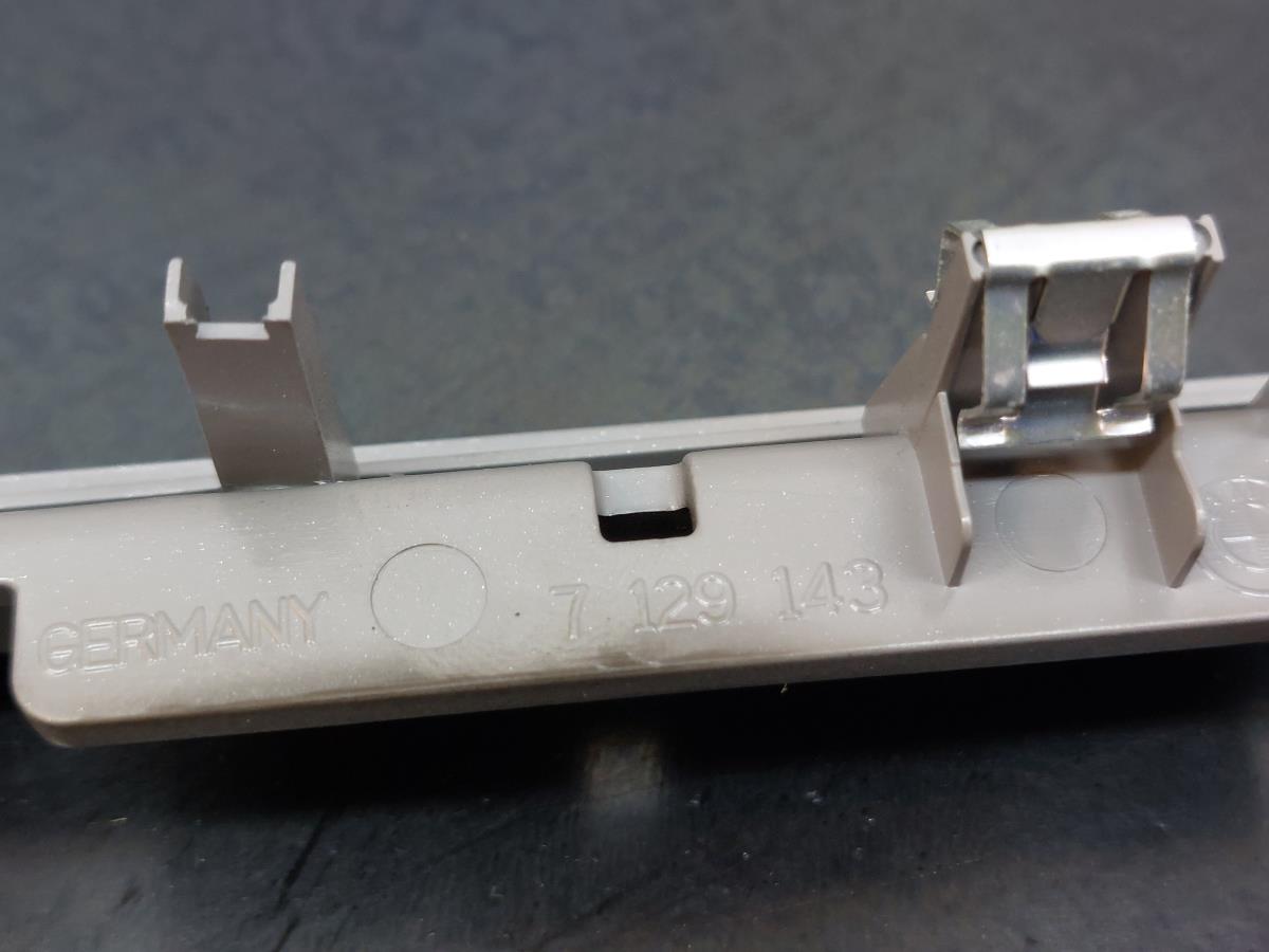 Gear Selector Bezel BMW 1 (E87) Imagem-5