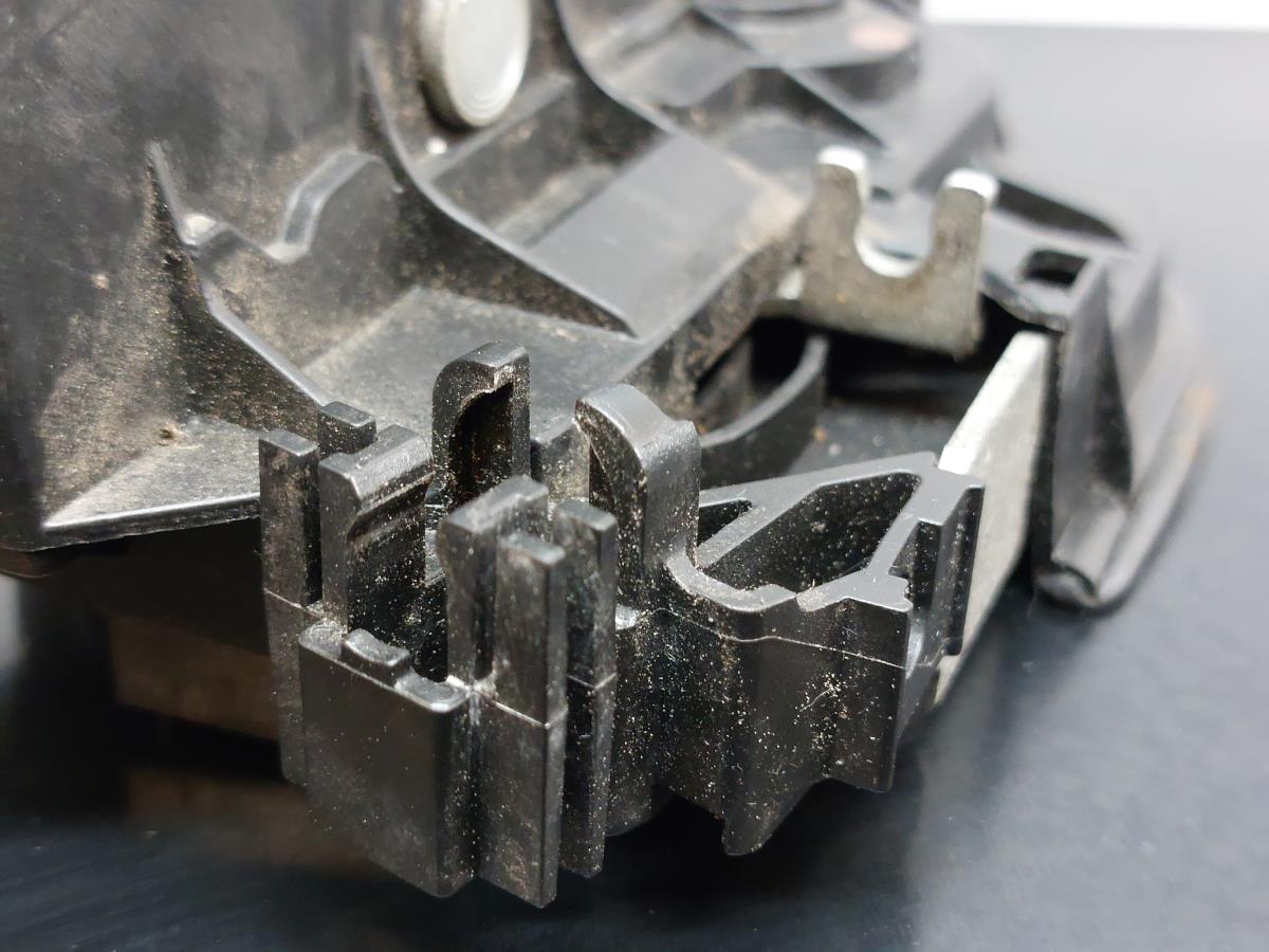 Fechadura / fecho porta trás esquerdo BMW 1 (E87) Imagem-2