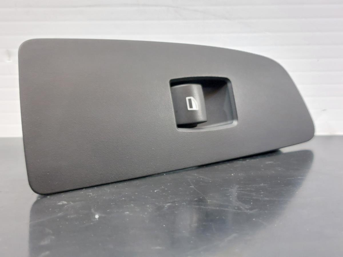 Comando / interruttore alzacristallo anteriore destro BMW 1 (E87) Imagem-1