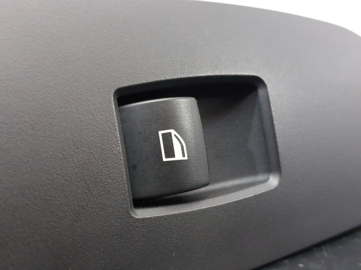 Comando / interruttore alzacristallo anteriore destro BMW 1 (E87) Imagem-2