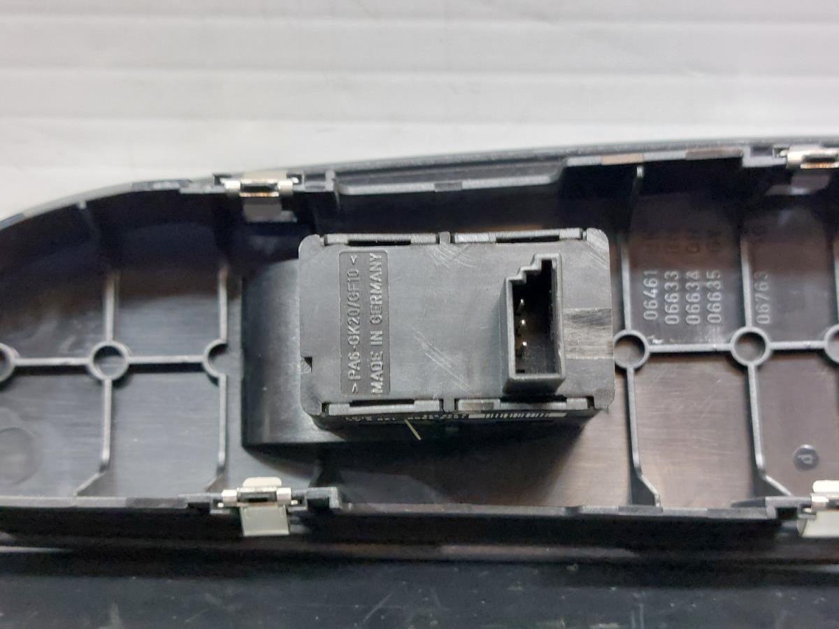 Comando / interruttore alzacristallo anteriore destro BMW 1 (E87) Imagem-4