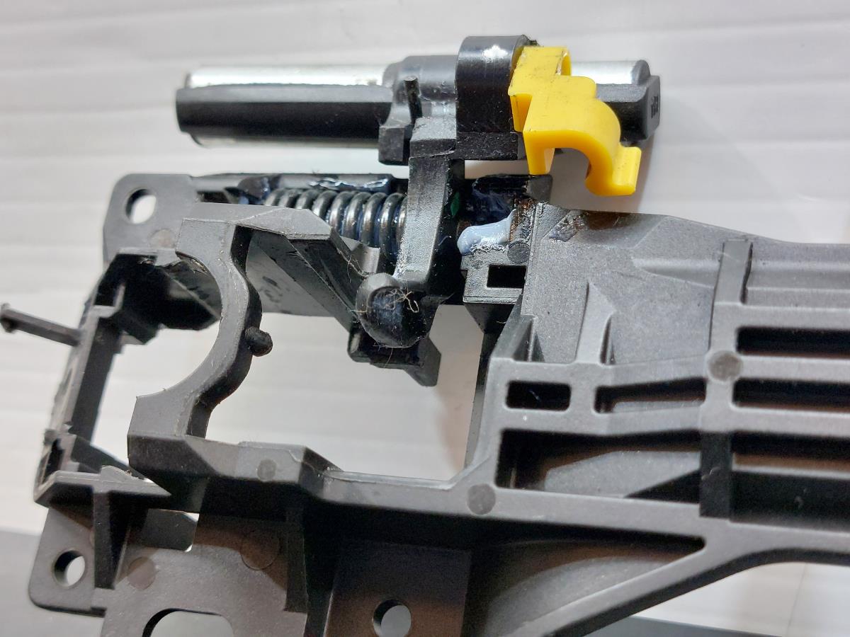 Supporto maniglia porta anteriore sinistra TOYOTA Auris Hatchback (_E18_) Imagem-9