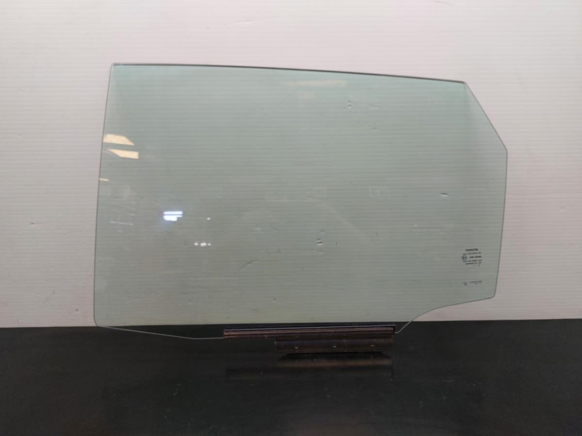 Vidro porta trás esquerdo TOYOTA Auris Hatchback (_E18_)