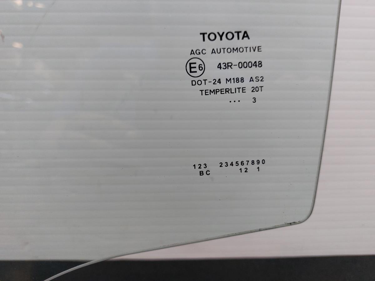 Vidrio puerta Trasero Izquierdo TOYOTA Auris Hatchback (_E18_) Imagem-1