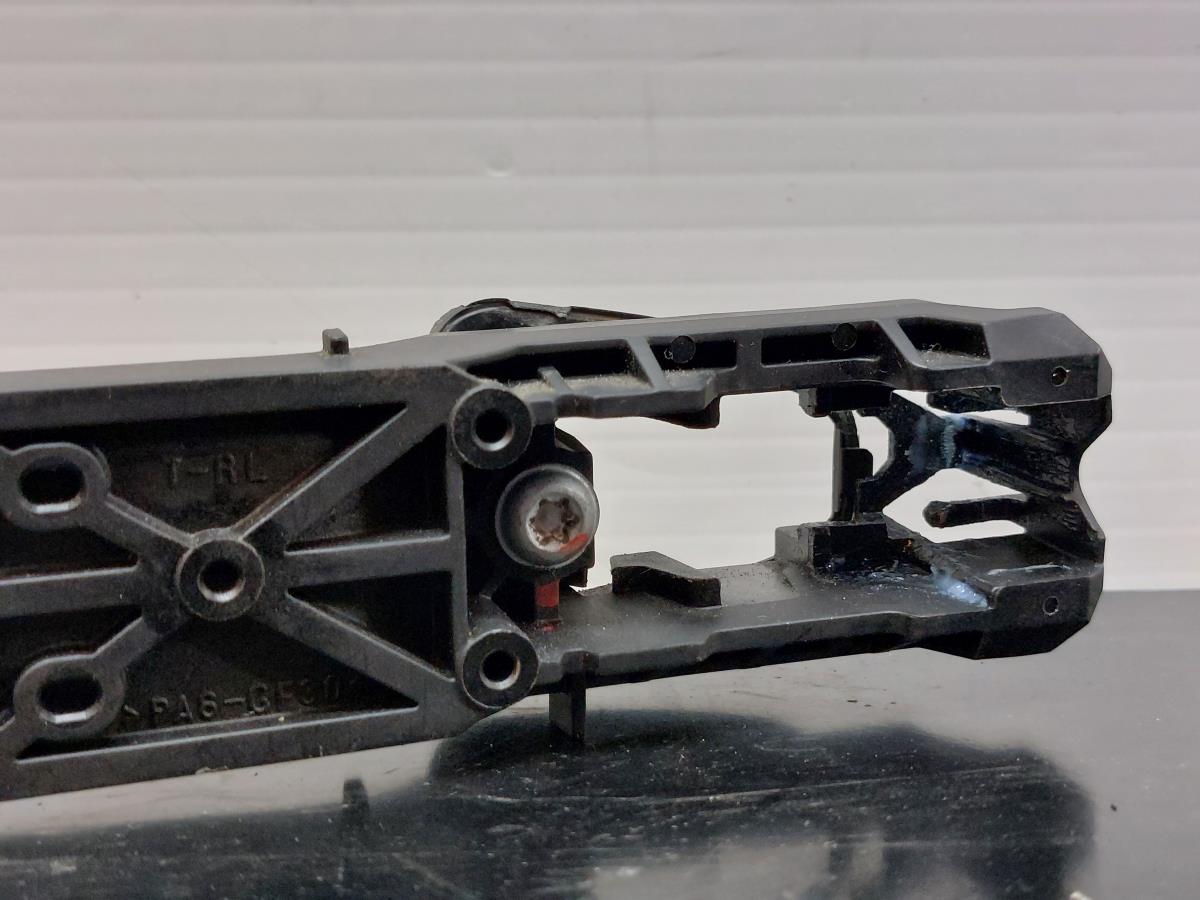 Soporte Manija puerta Trasera Izquierda TOYOTA Auris Hatchback (_E18_) Imagem-5