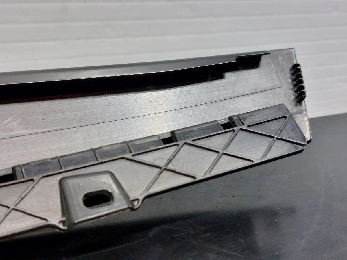 Moulure de porte avant gauche VOLVO V40 Hatchback Imagem-5