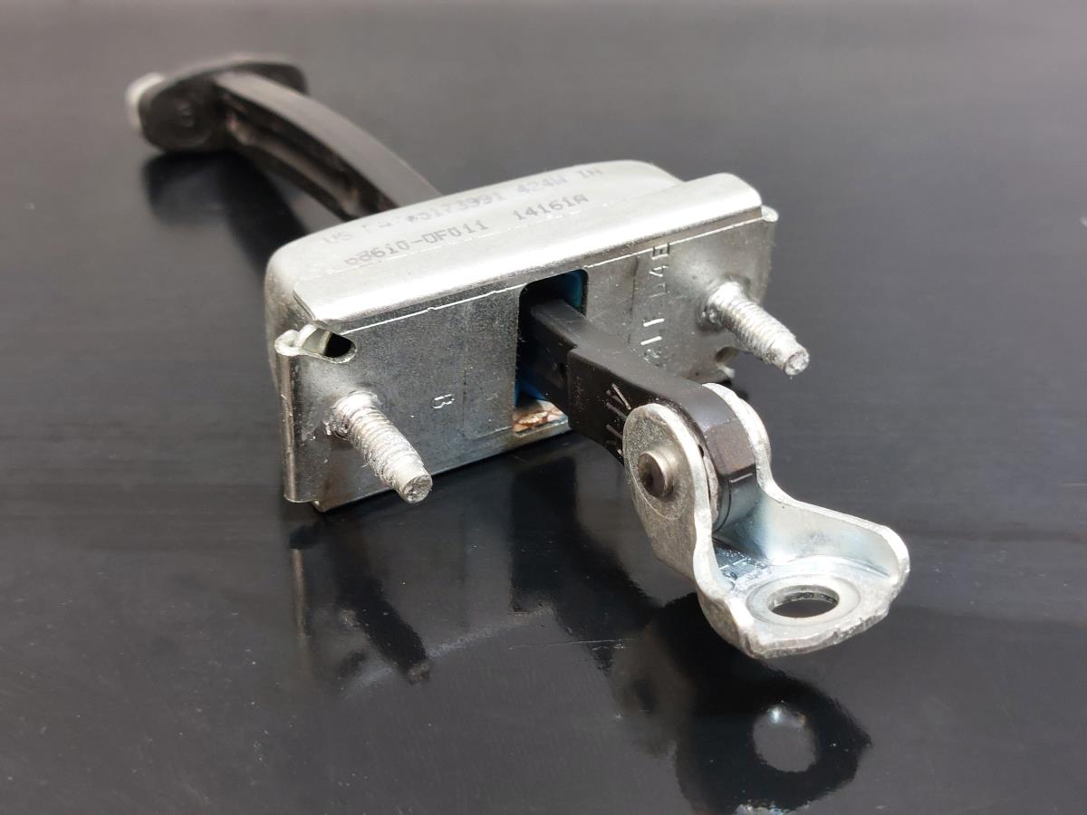 Limitatore porta anteriore sinistro TOYOTA Verso (_R2_) Imagem-1