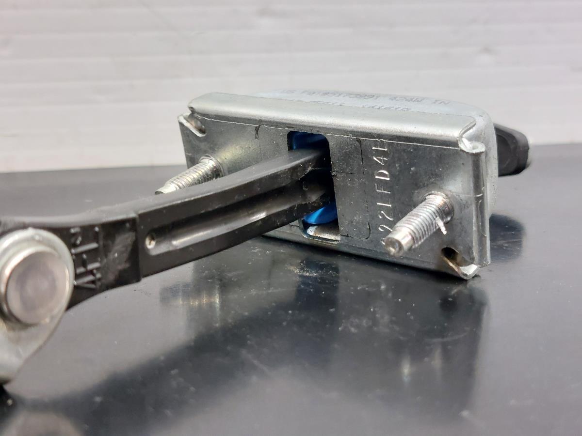 Limitatore porta anteriore destro TOYOTA Verso (_R2_) Imagem-2