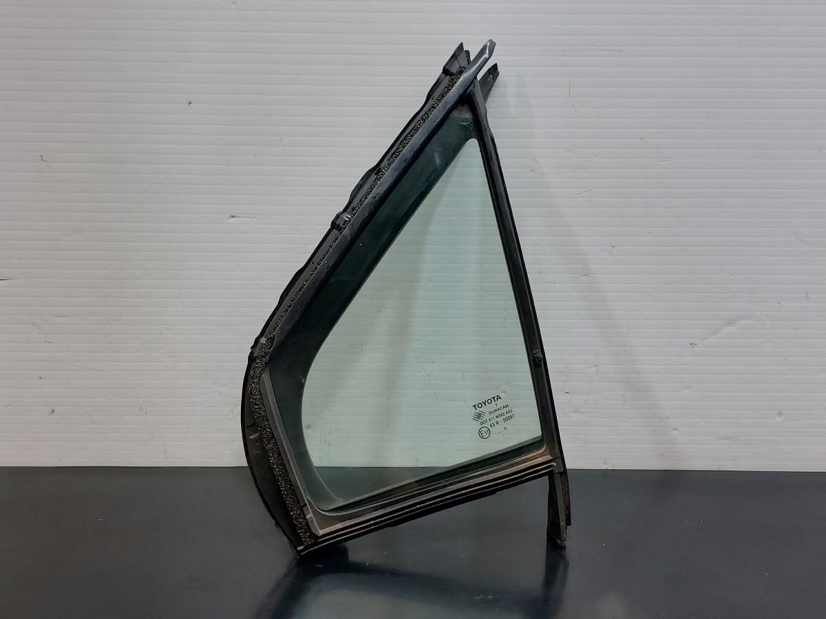 Vidrio triangular Delantero Izquierdo TOYOTA Yaris (_P13_)