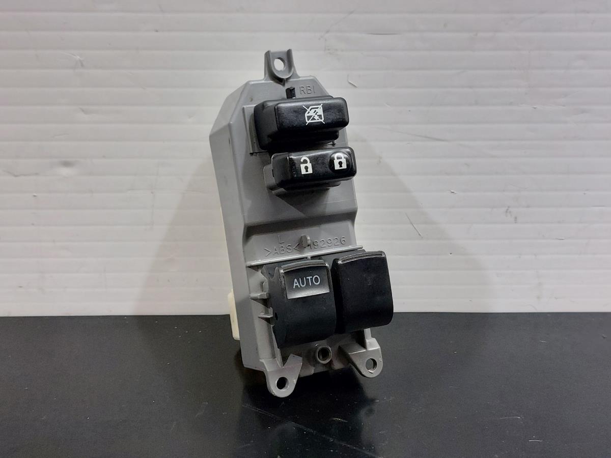 Mando / interruptor elevalunas delantero izquierdo TOYOTA Yaris (_P13_)