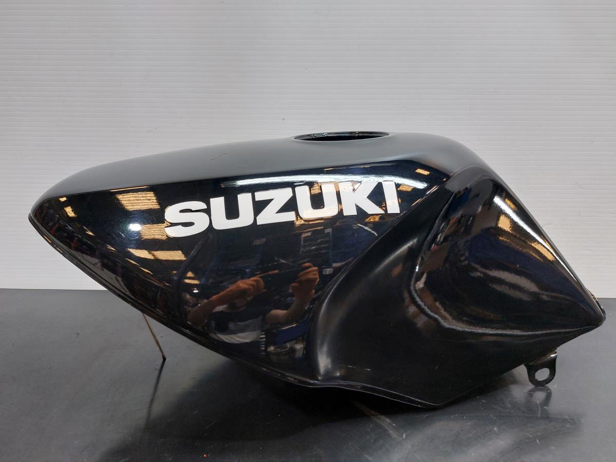 Depósito combustível SUZUKI GS