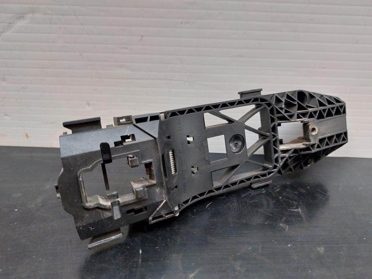 Suporte puxador porta trás direito SEAT Ibiza IV (6J5, 6P1) | 2008 - 2017