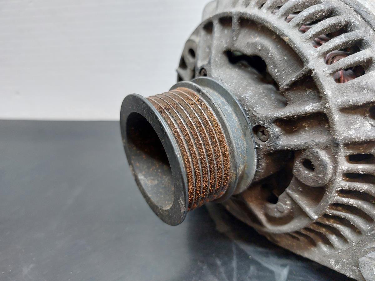 Alternador MERCEDES-BENZ Sprinter 2-t Combi (901, 902) Imagem-2