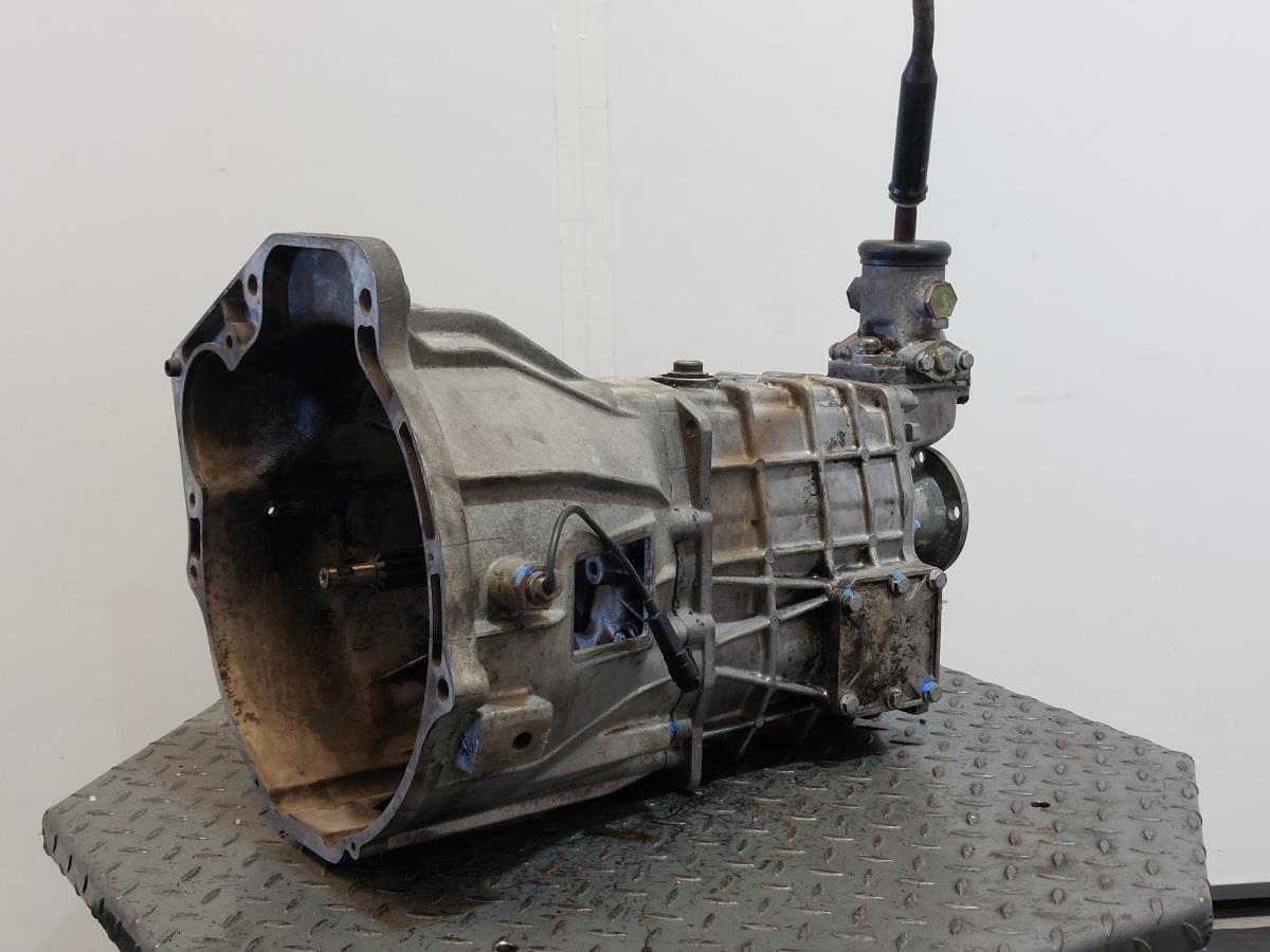 Caixa de velocidades manual IVECO Daily II Chassis Imagem-1