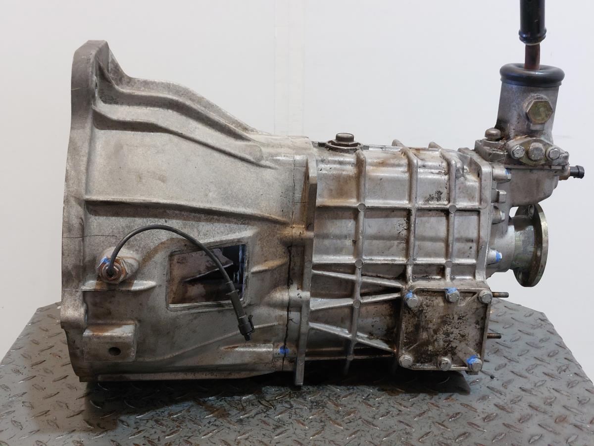 Caixa de velocidades manual IVECO Daily II Chassis Imagem-2