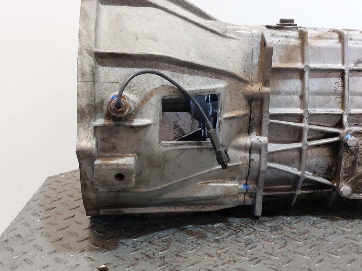 Caixa de velocidades manual IVECO Daily II Chassis Imagem-3