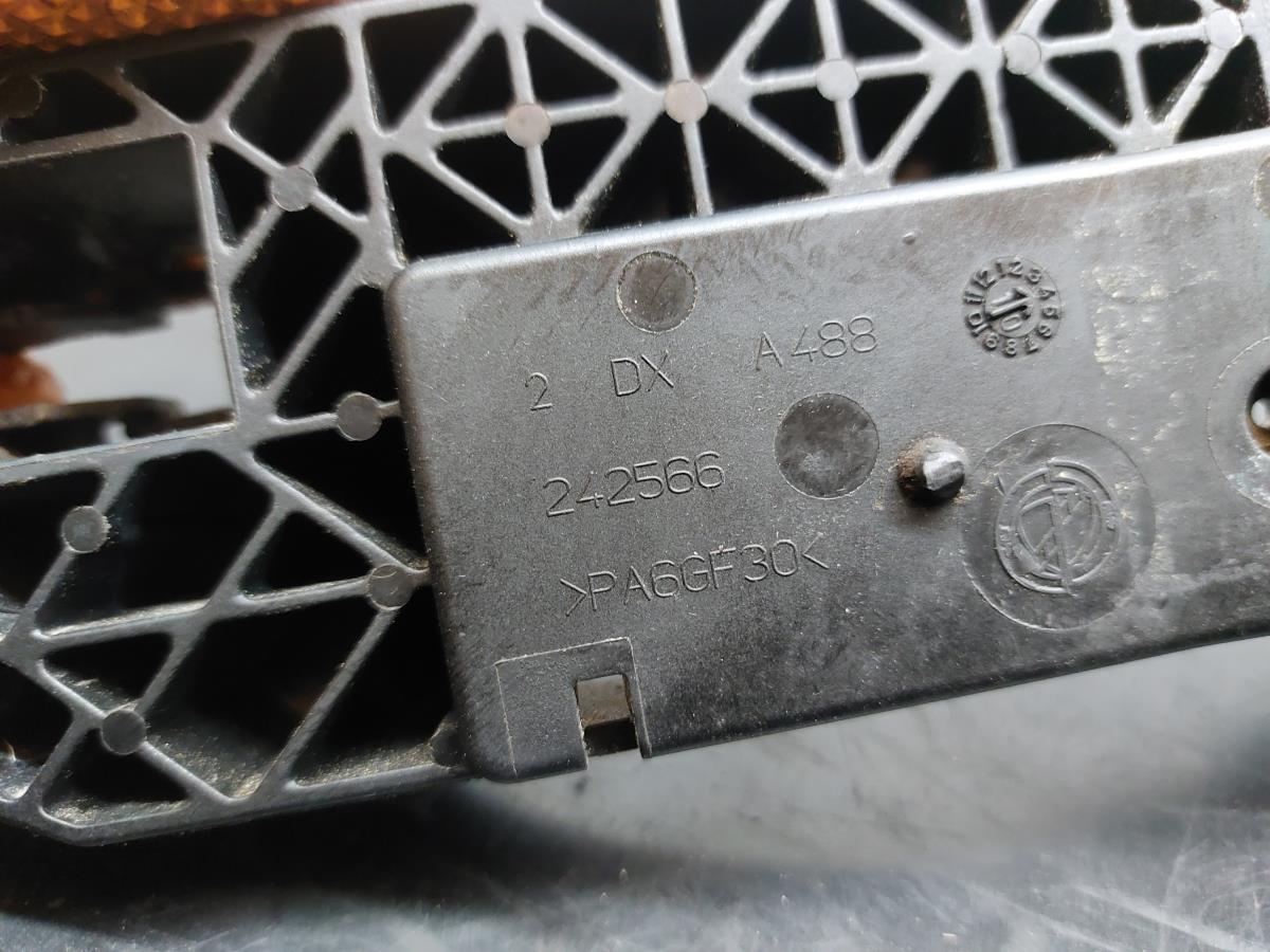 Soporte Manija puerta Delantera Derecha ALFA ROMEO Mito (955_) Imagem-2