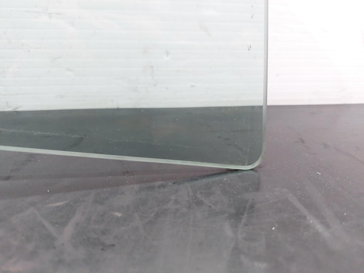 Right front door glass HONDA CR-V III (RE_) Imagem-1