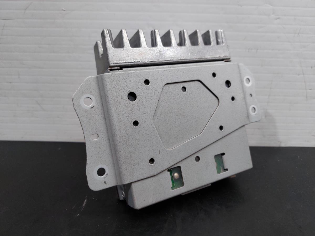 Amplificador de colunas HONDA CR-V III (RE_) Imagem-2
