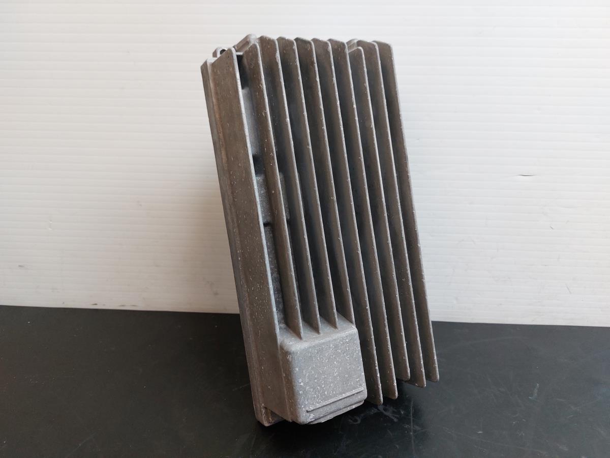 Amplificador de colunas AUDI A5 Sportback (8TA)