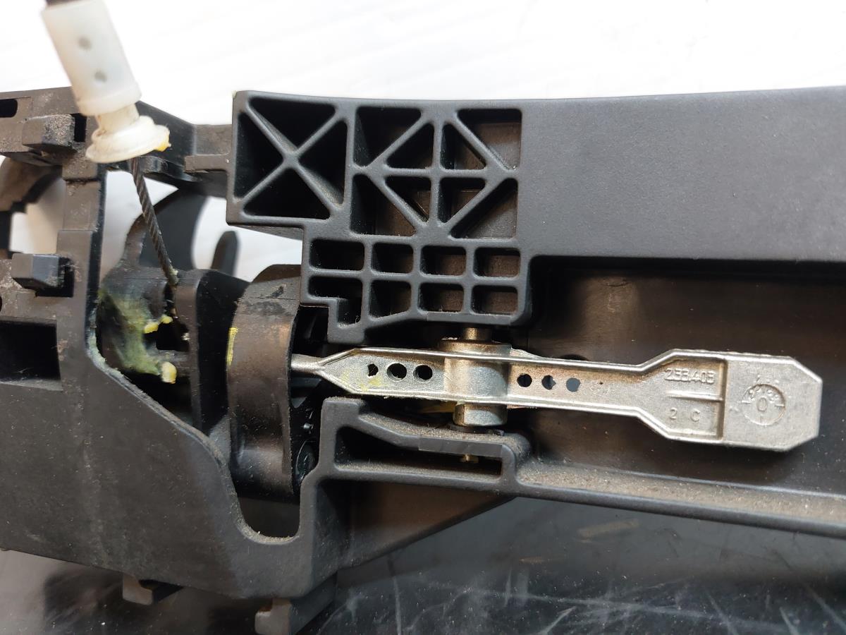 Right front door handle support ALFA ROMEO Giulietta (940_) Imagem-3