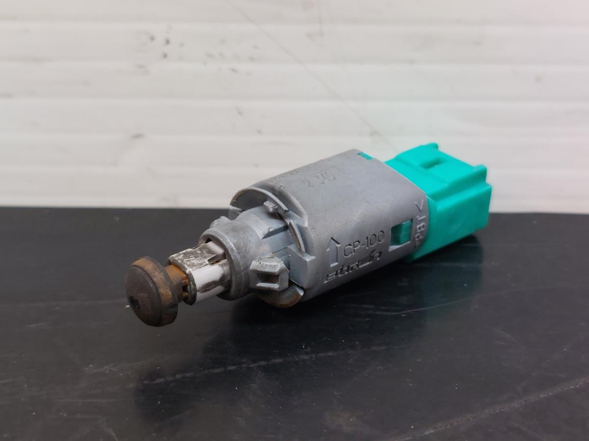 Válvula pedal embraiagem RENAULT Megane II (BM0/1_, CM0/1_)