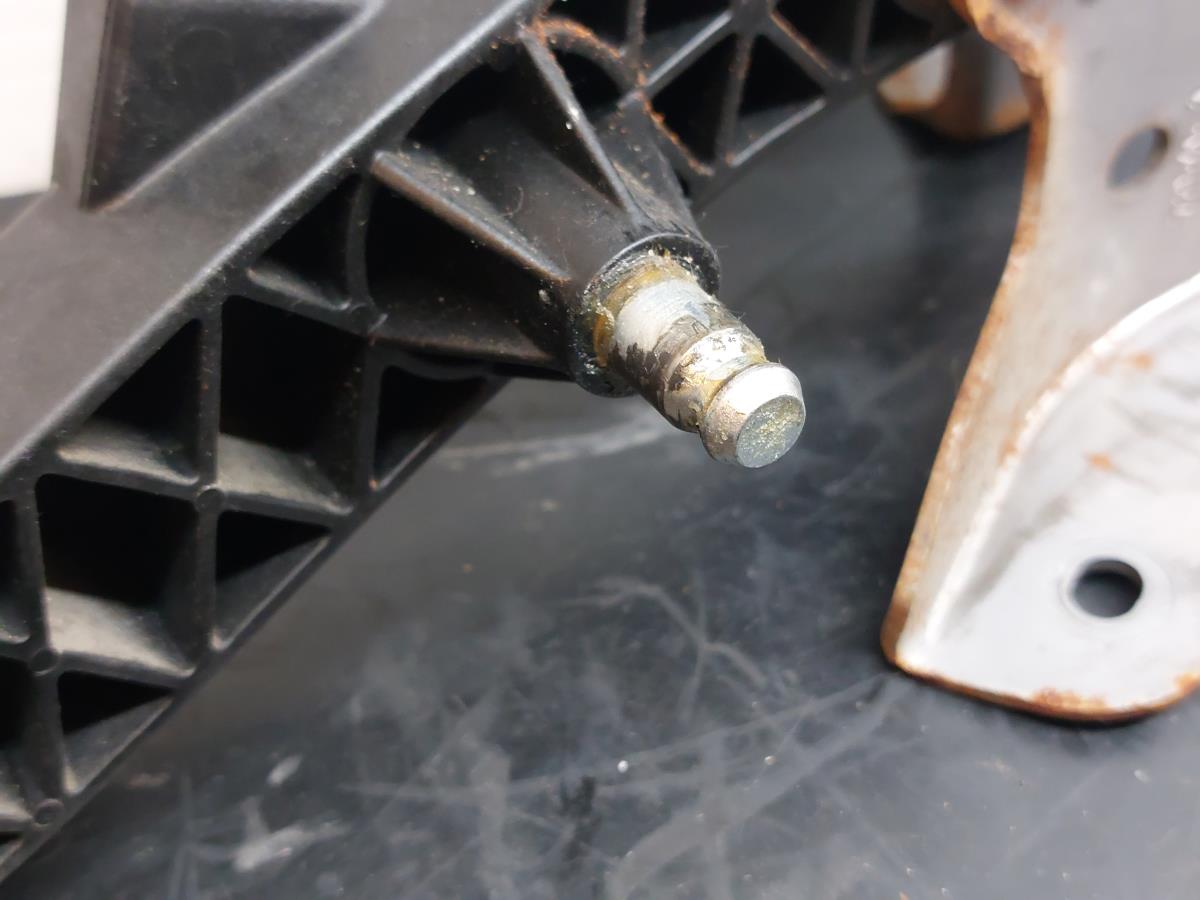 Pedal RENAULT Megane II (BM0/1_, CM0/1_) Imagem-2