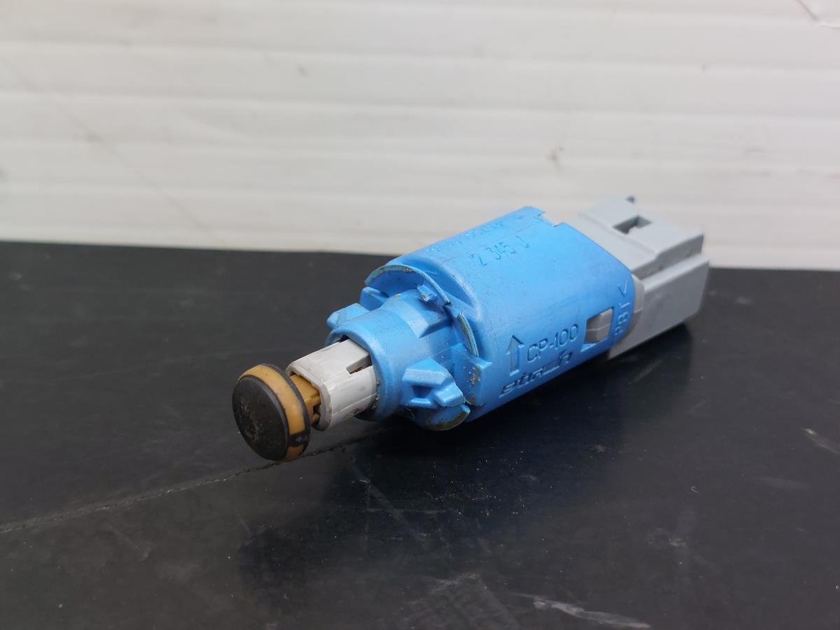 Válvula pedal embraiagem RENAULT Megane II (BM0/1_, CM0/1_)