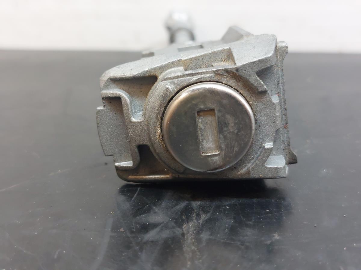 Canhão de porta PEUGEOT 308 (4A_, 4C_) Imagem-1