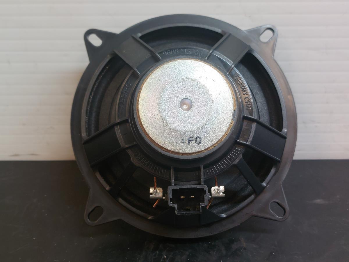 Columna de sonido PEUGEOT 308 (4A_, 4C_) Imagem-1