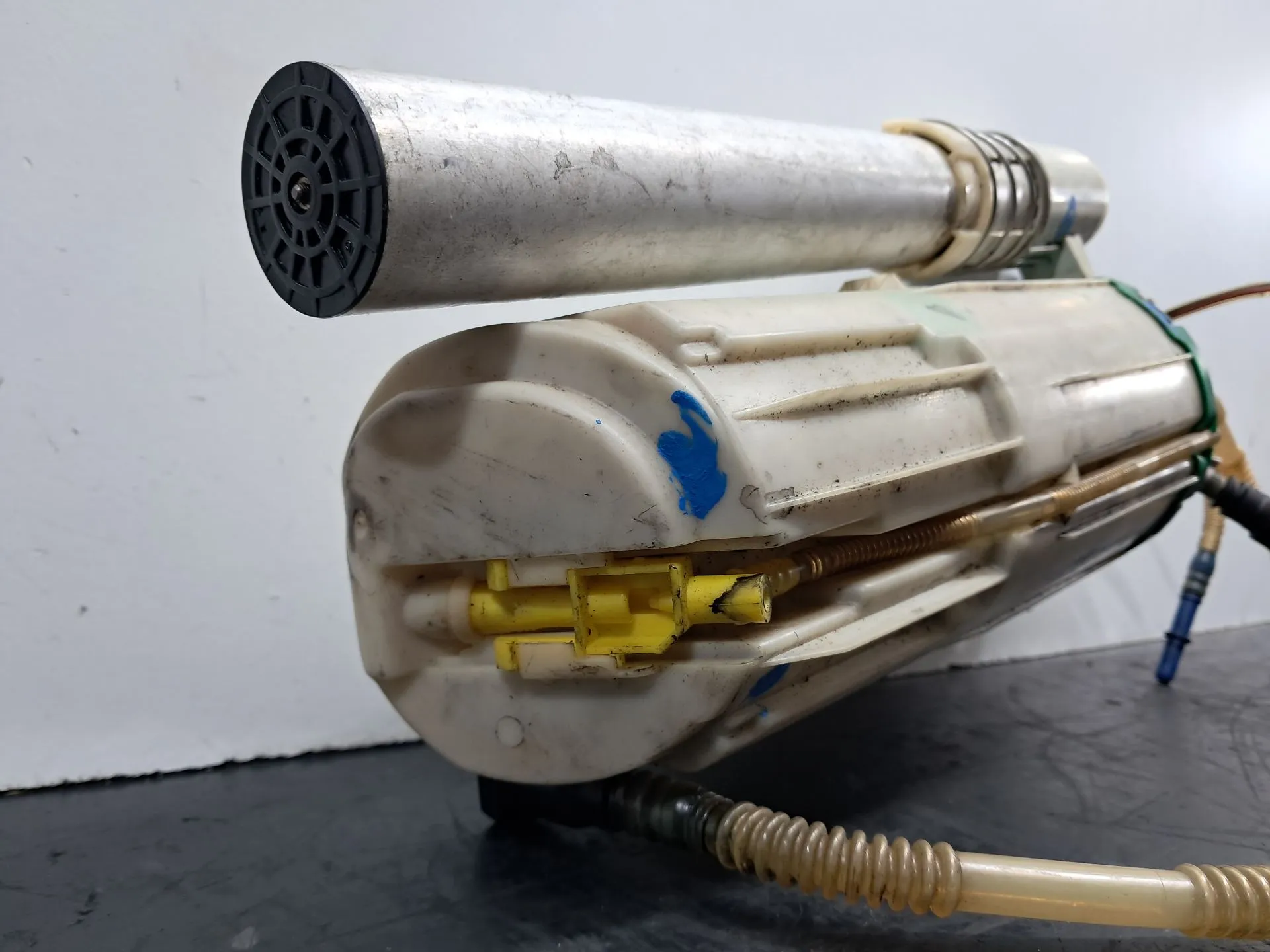 Bomba de combustible AUDI A8 (4E_) Imagem-4