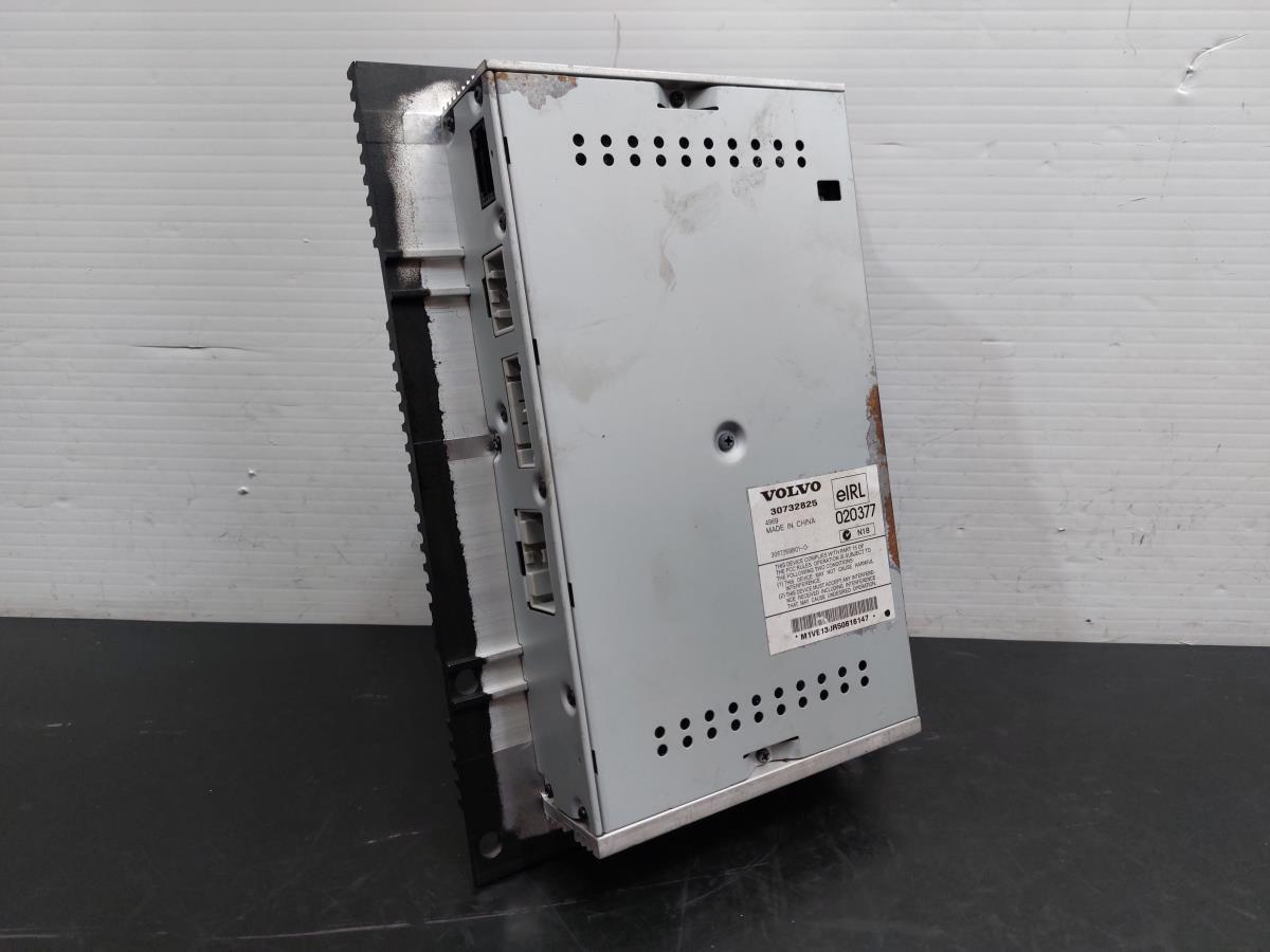 Speaker Amplifier VOLVO XC90 I Imagem-1