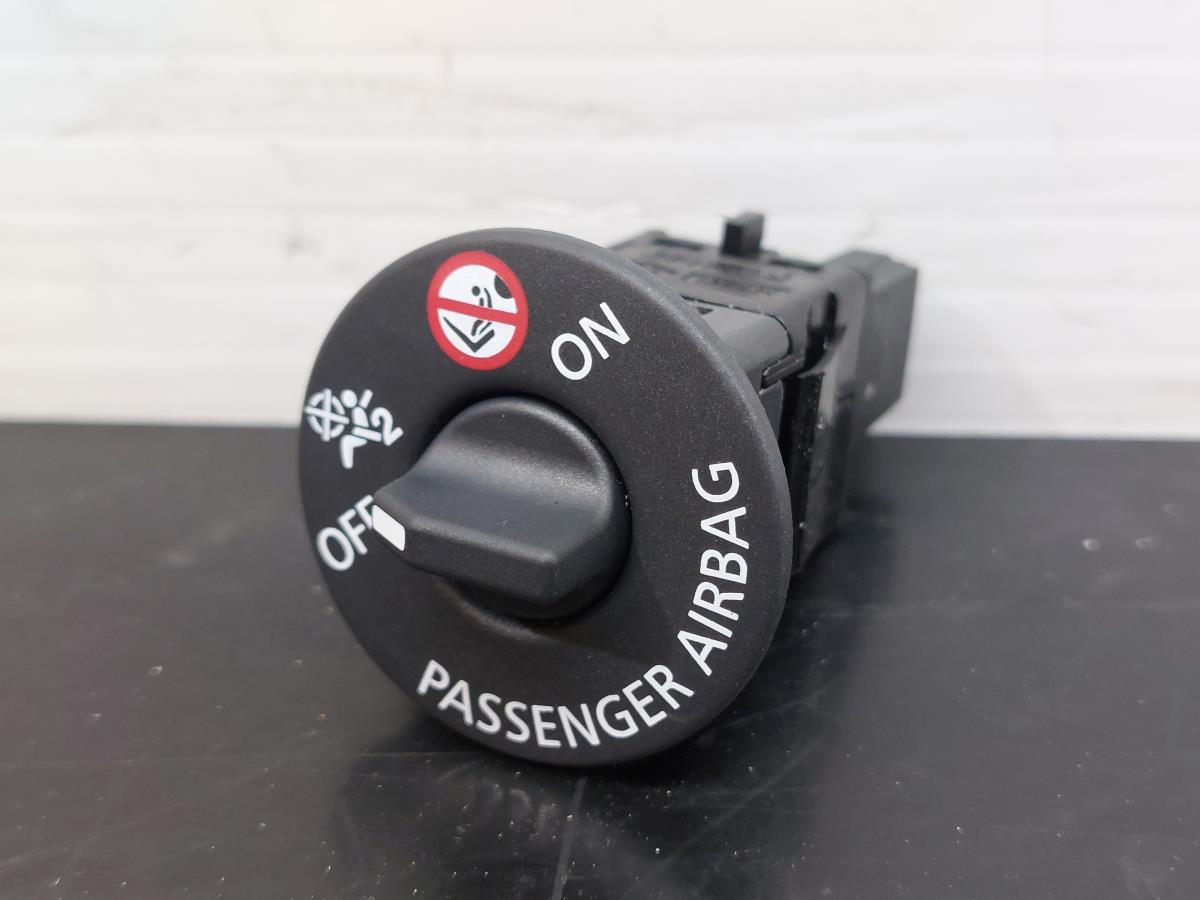 Botão / interruptor / sinal airbag off DACIA Jogger