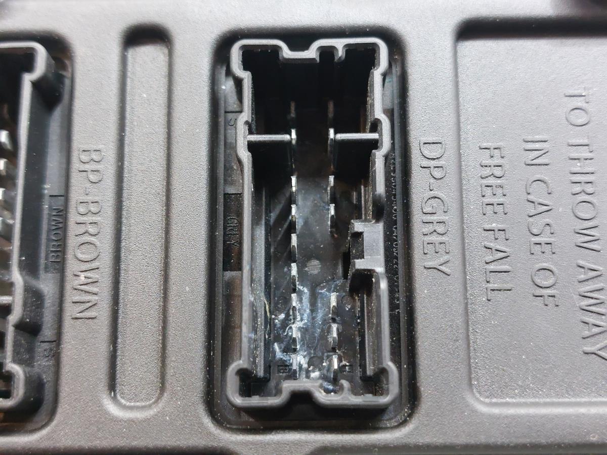 Caixa fusíveis / SAM / BSI DACIA Jogger Imagem-2