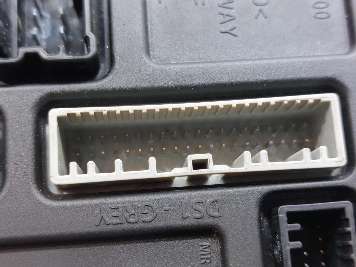 Caixa fusíveis / SAM / BSI DACIA Jogger Imagem-4