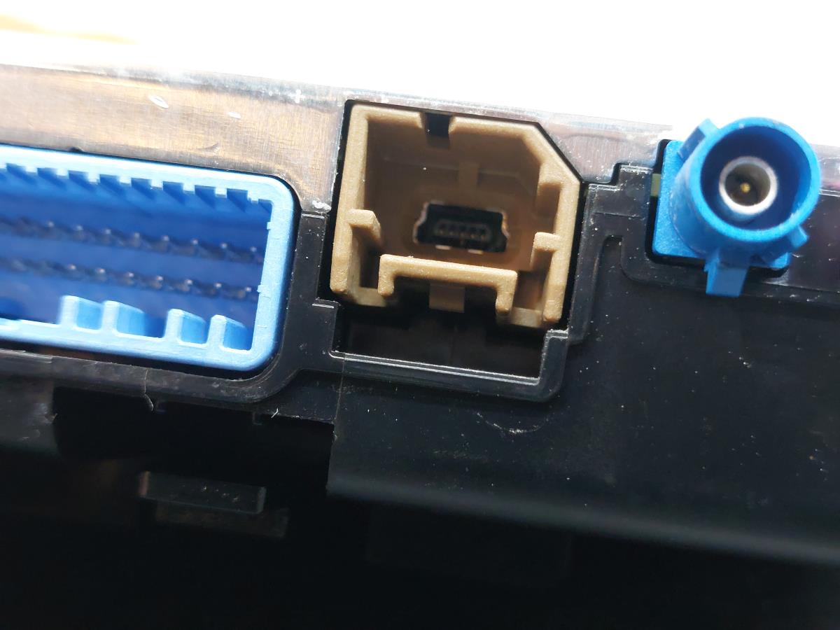 Amplificador de antena DACIA Jogger Imagem-4