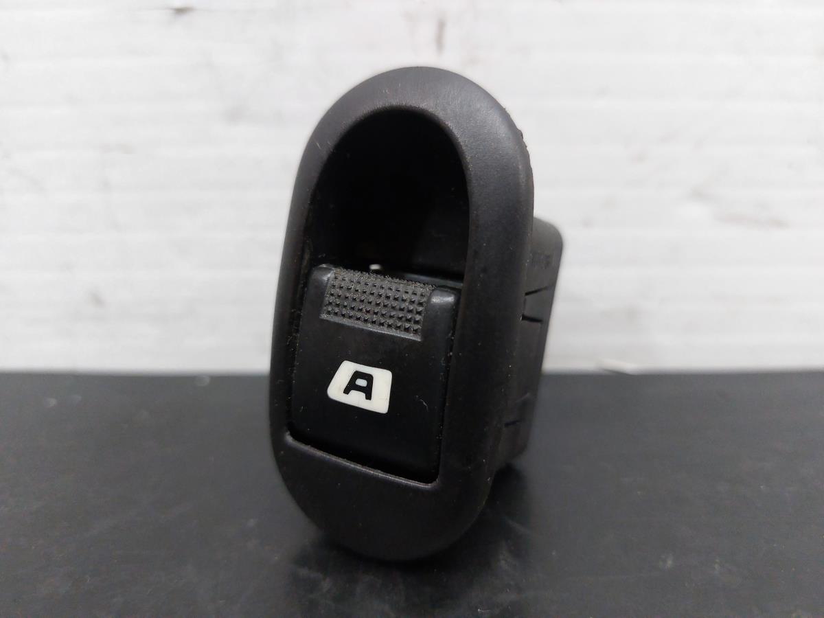 Comando / botão / interruptor vidros frente direito CITROËN C3 I (FC_)