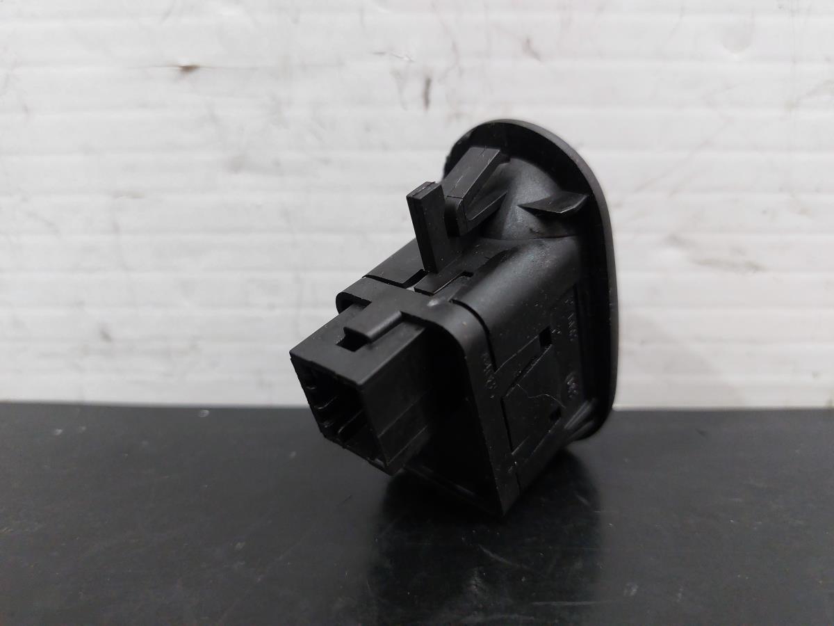 Comando / botão / interruptor vidros frente direito CITROËN C3 I (FC_) Imagem-1