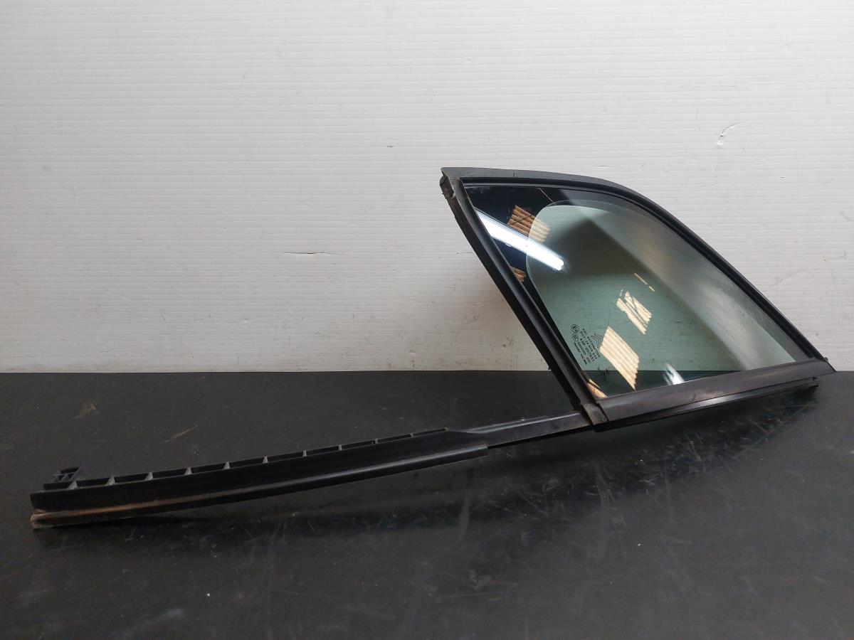 Vidro triangular frente esquerdo CITROËN C3 II (SC_)