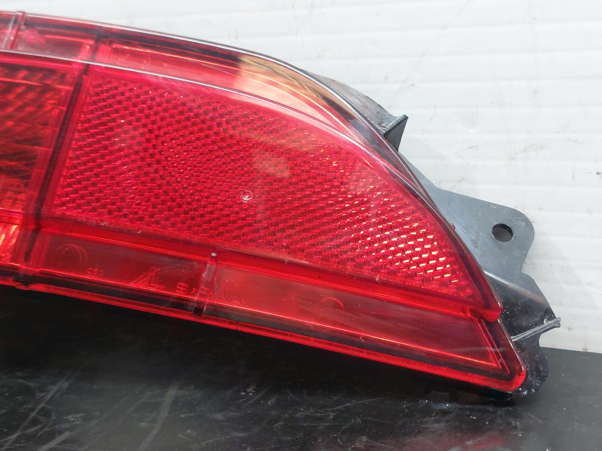 Piloto antiniebla central LANCIA Musa (350_) Imagem-6