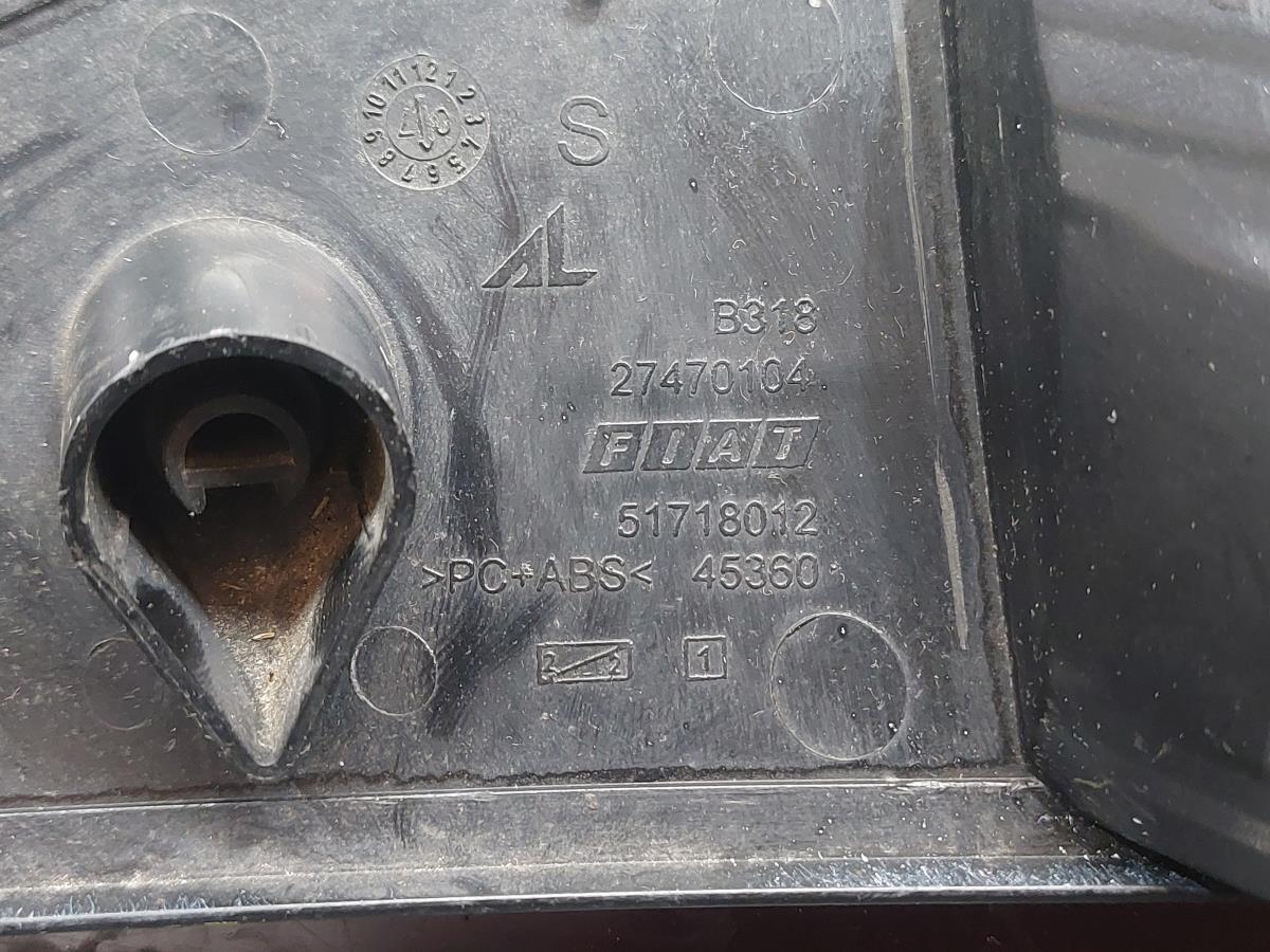 Piloto antiniebla central LANCIA Musa (350_) Imagem-8