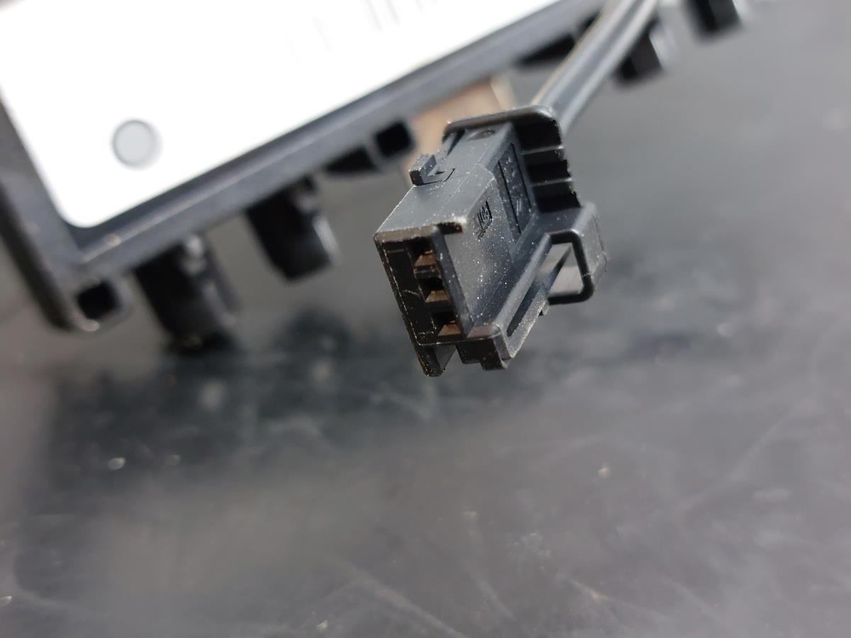 Amplificateur Antenne PEUGEOT 307 CC (3B) Imagem-3