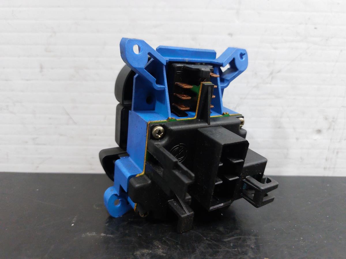 Comando / botão / interruptor multifunções LANCIA Y (840_) Imagem-2