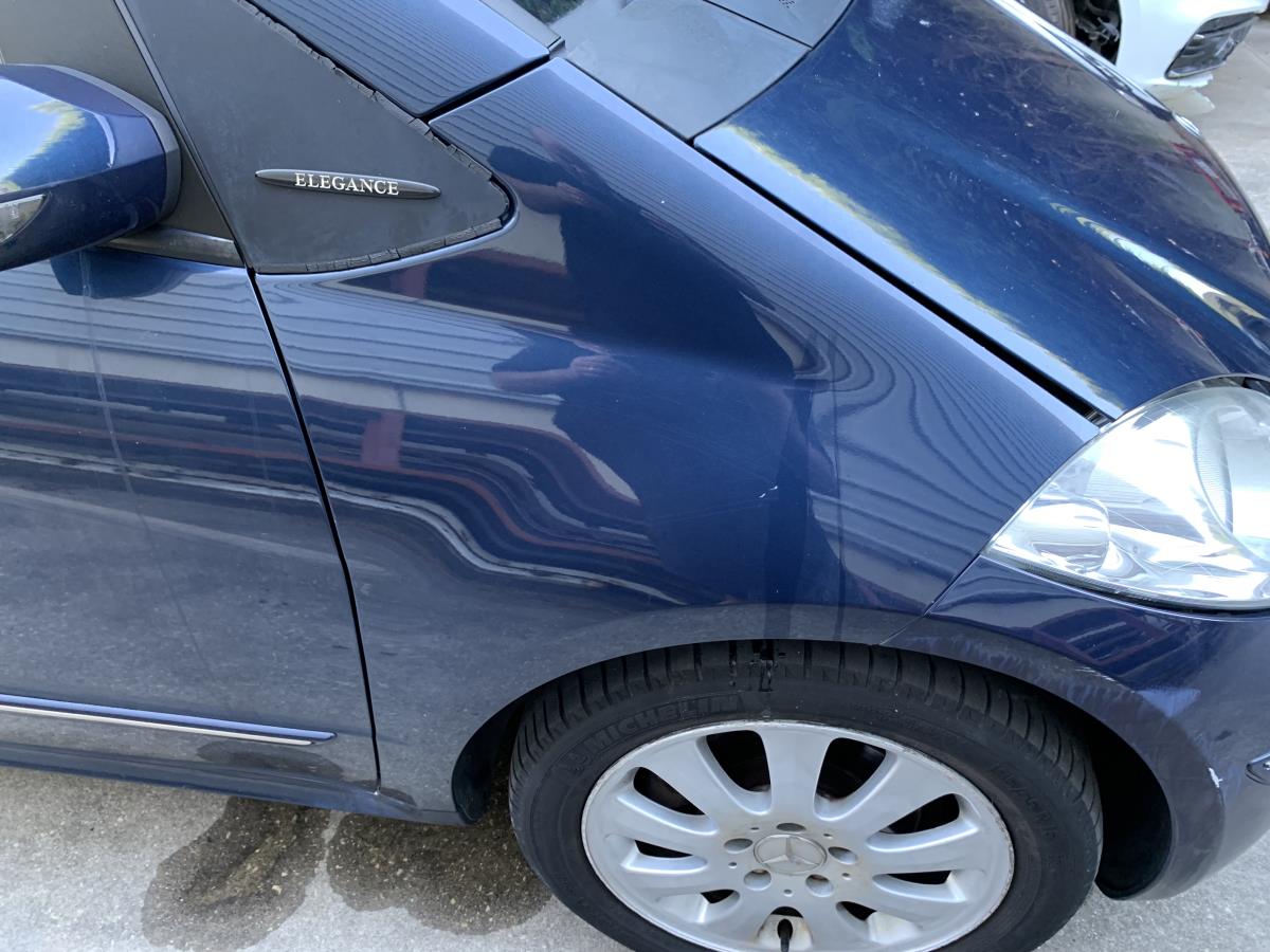 Guarda-lamas direito MERCEDES-BENZ Classe A (W169)