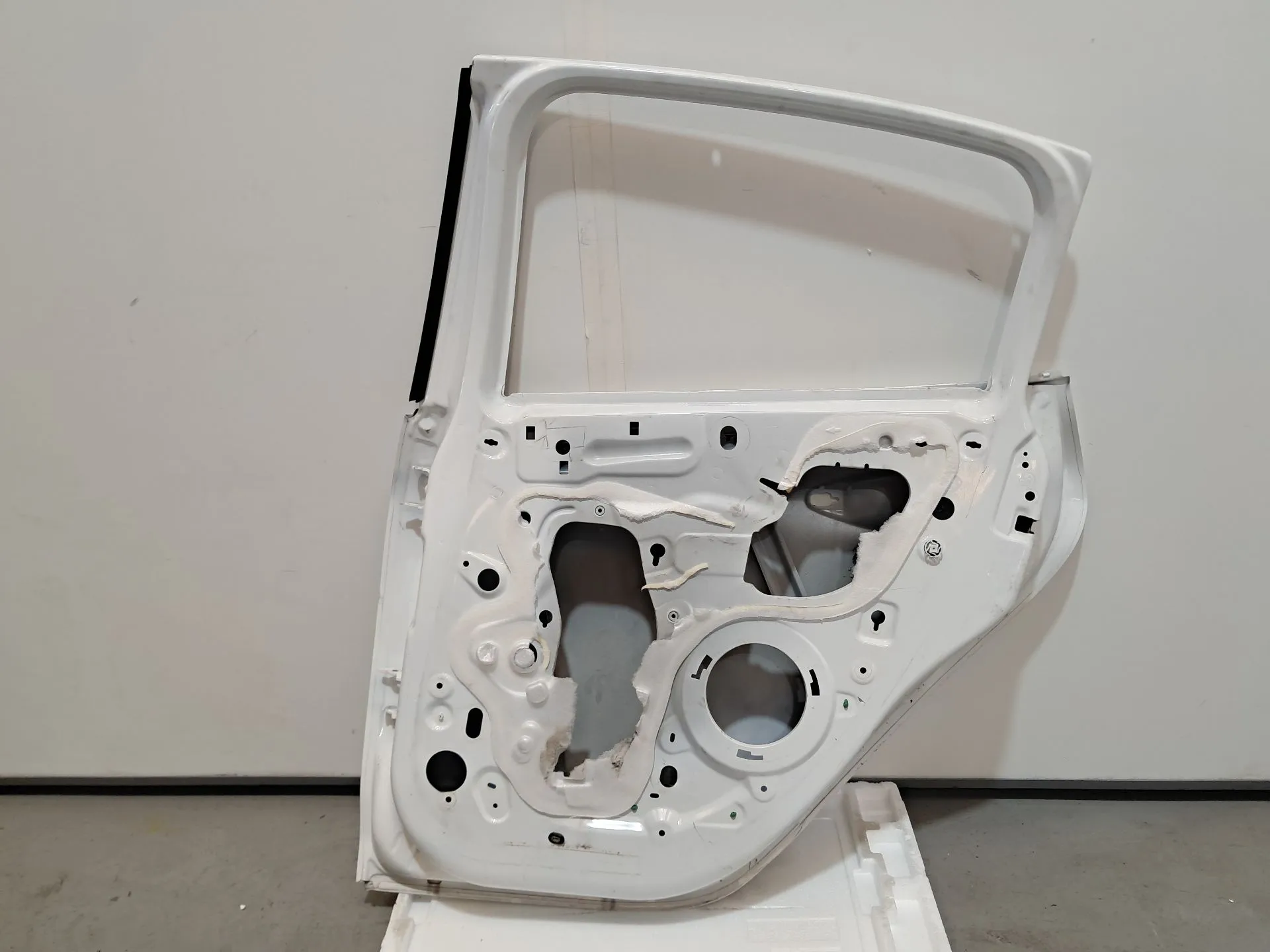 Puerta Trasero Derecho PEUGEOT 208 Imagem-8