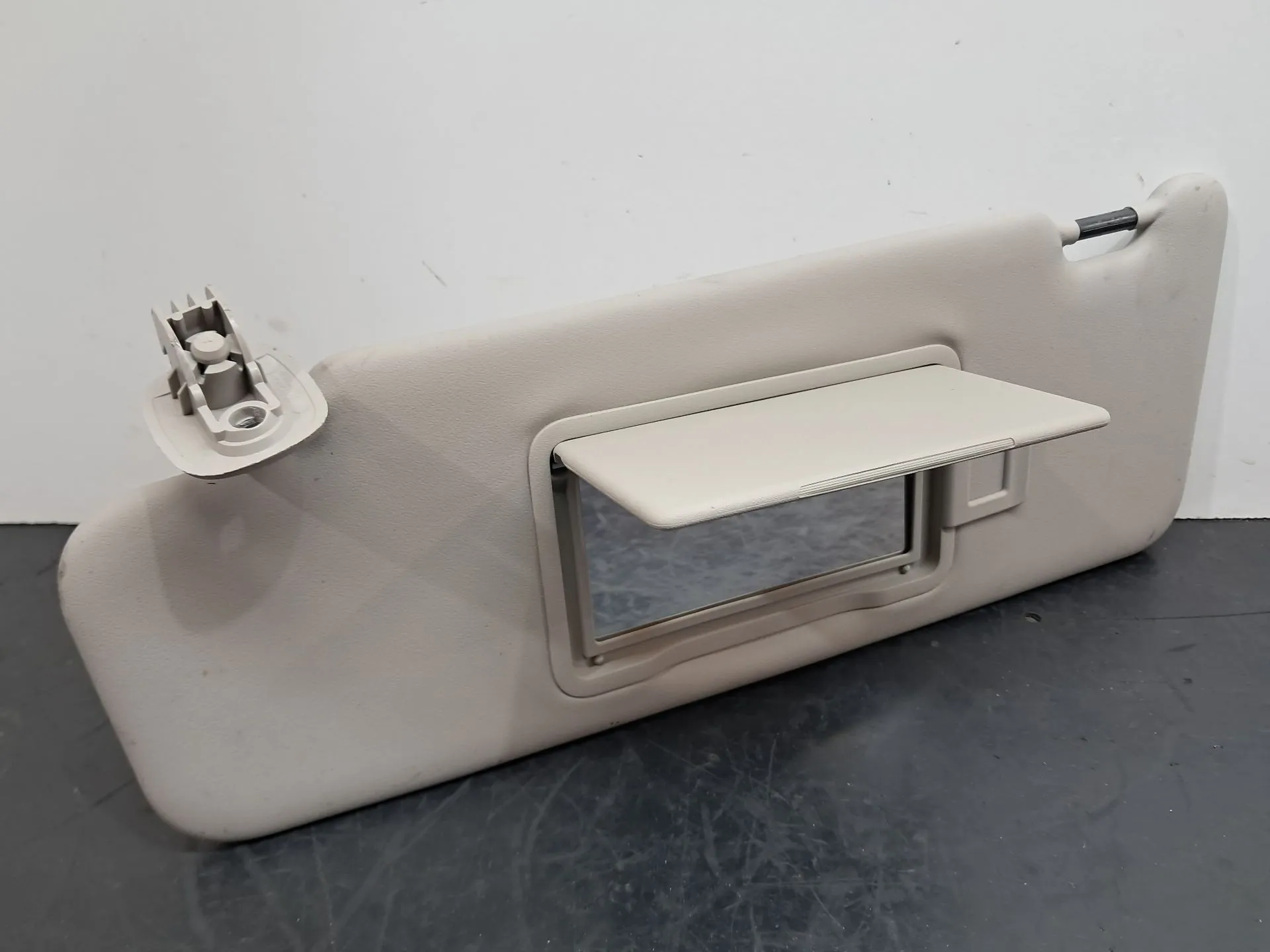 Pála de sol esquerda DACIA Duster (HM_) Imagem-1