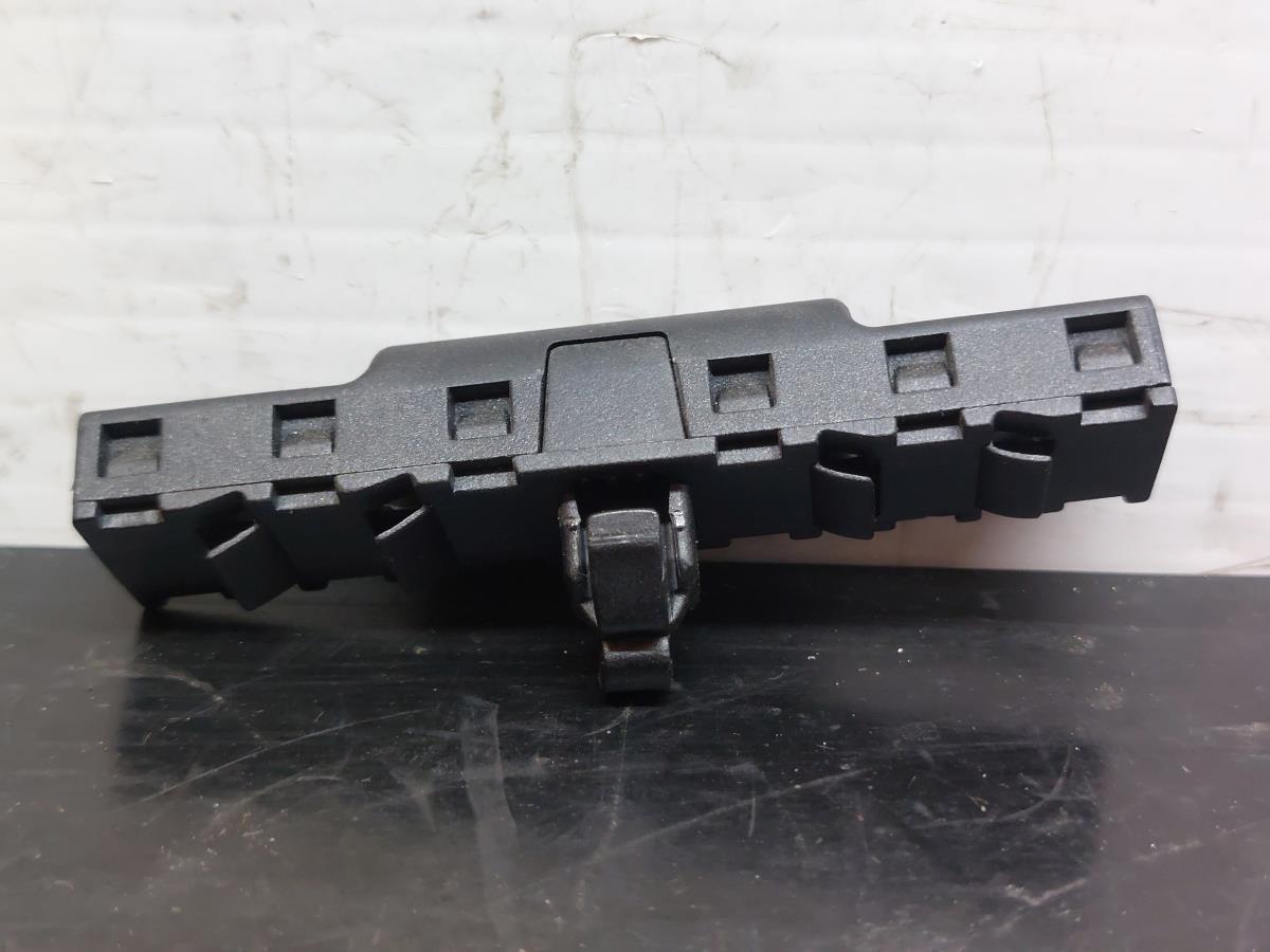 Antenna Amplifier VOLKSWAGEN Golf VI (5K1) Imagem-2