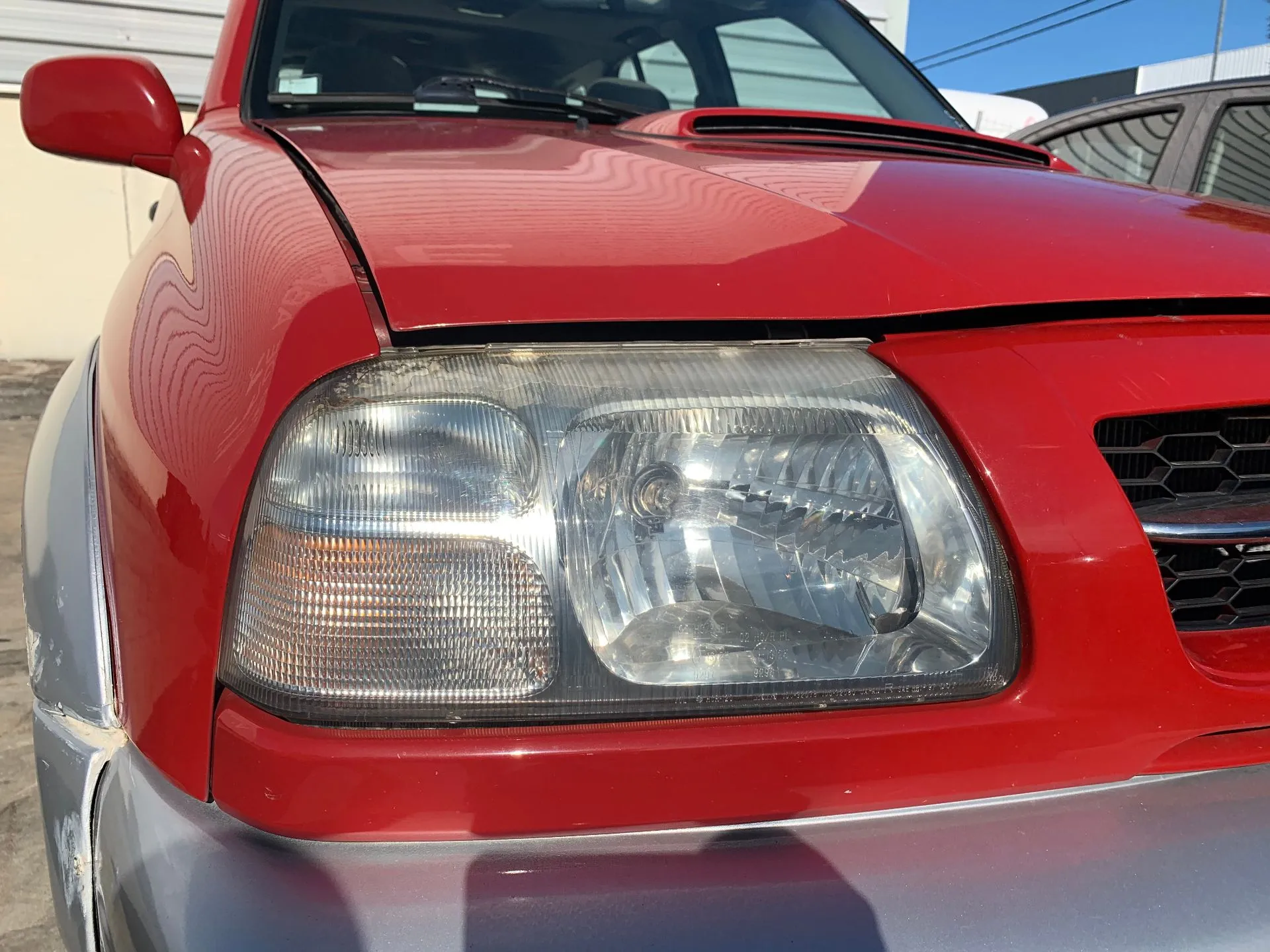 Ótica / farol direita SUZUKI Grand Vitara I (FT, HT) Imagem-1